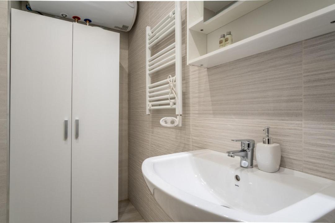 Modern- 1 Bd 1,5 Bth- Delicias Atocha Apartment Мадрид Екстериор снимка