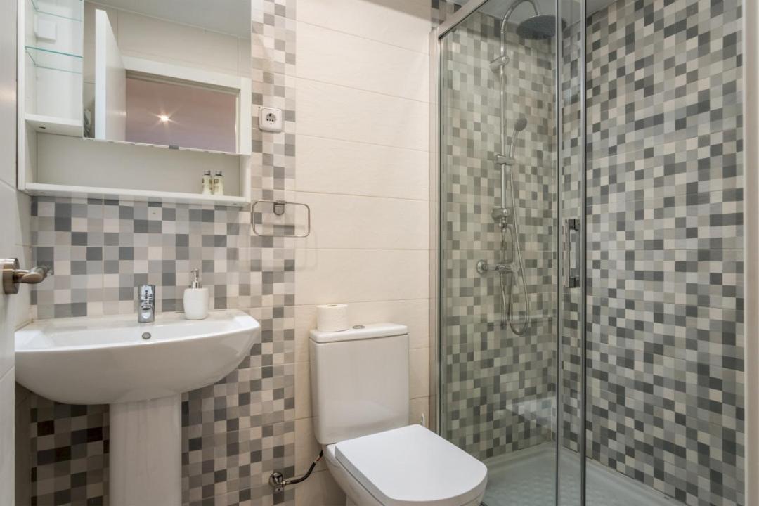 Modern- 1 Bd 1,5 Bth- Delicias Atocha Apartment Мадрид Екстериор снимка